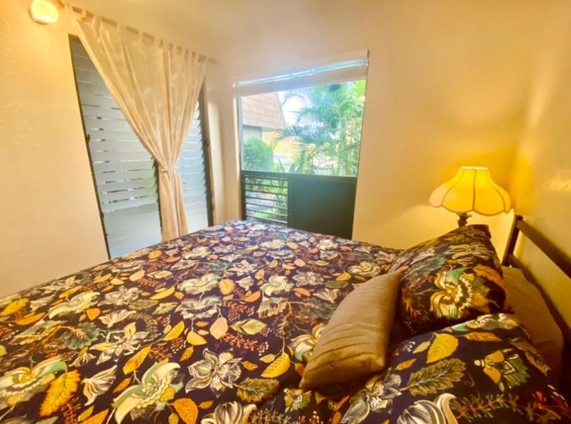 Beachfront 1 Bedroom Condo With Private Beach, Pool, Hot Tub Pahala Exterior photo